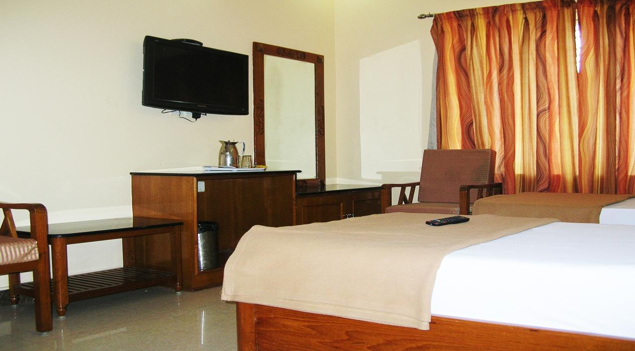 Athidhi Residency Hotel Tirupati Exterior photo